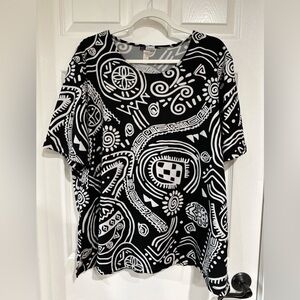 KC Stevens VTG Women's 2X Short Sleeve Top Black White Tribal Print EUC